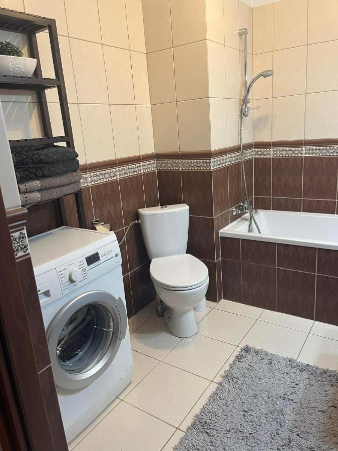 Klimatyzacja - Przy Centrum Onkologii Klinice Novum Dla Pary Badz 4 Osob Warschau Buitenkant foto